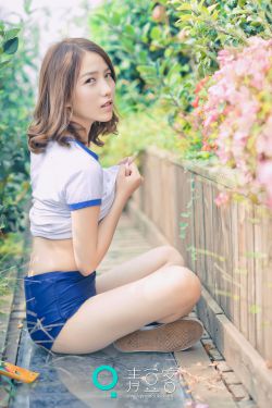 男孩8年未见母亲被告知被遗忘